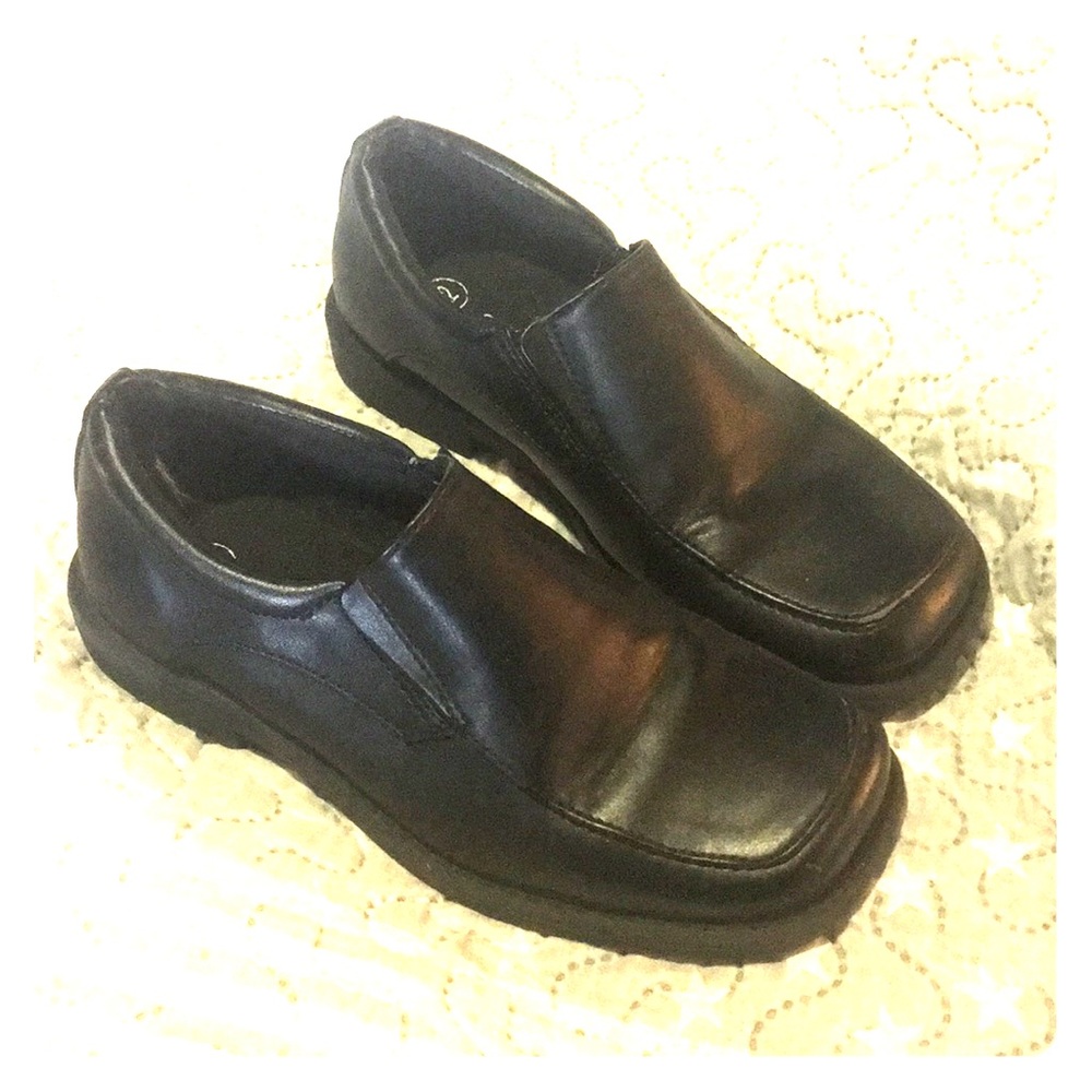 Boys dress shoes
